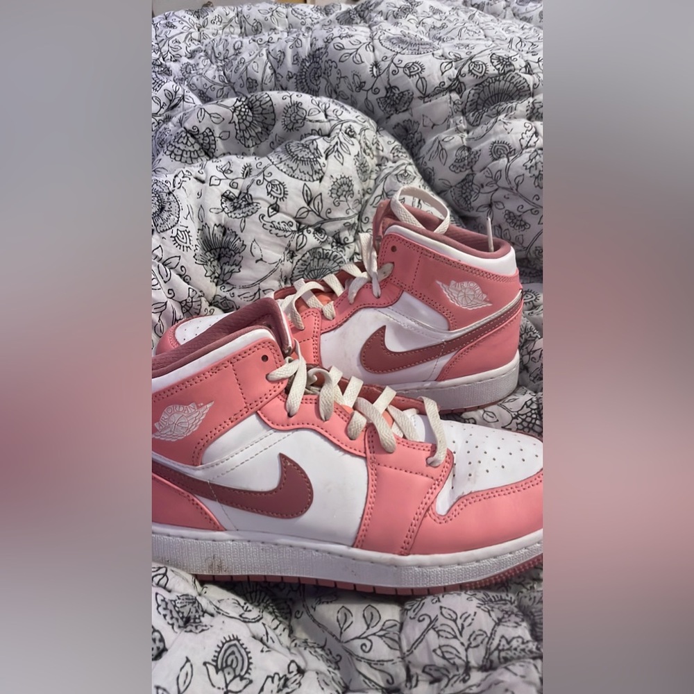 Pink air jordans